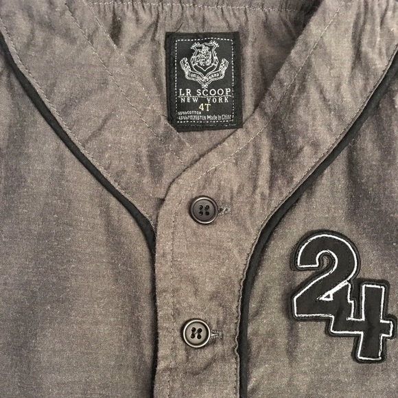 Boys Button Down Shirt Gray Jersey Style Size 4 - Picture 4 of 5